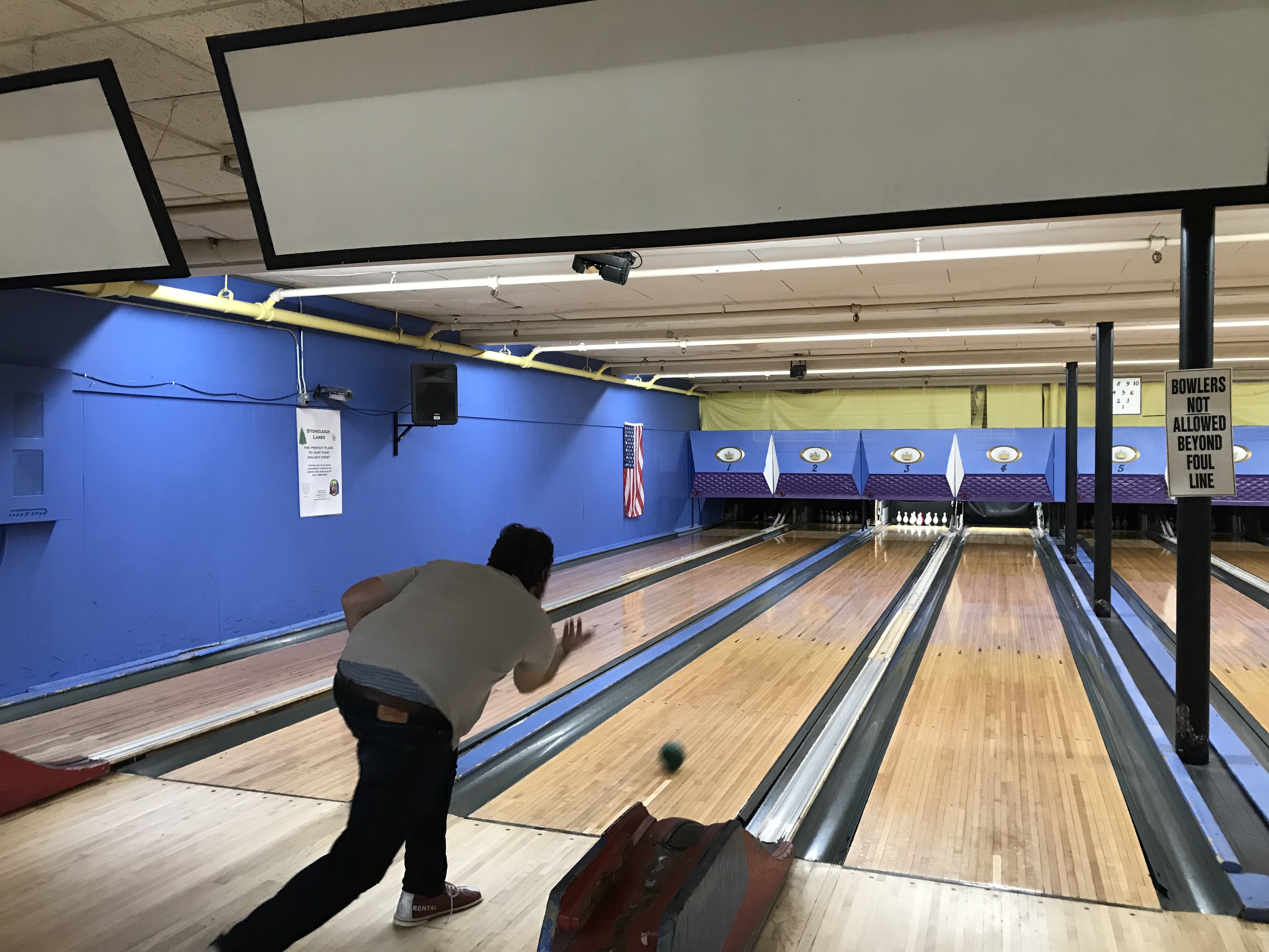 Stoneleigh Lanes Bowling